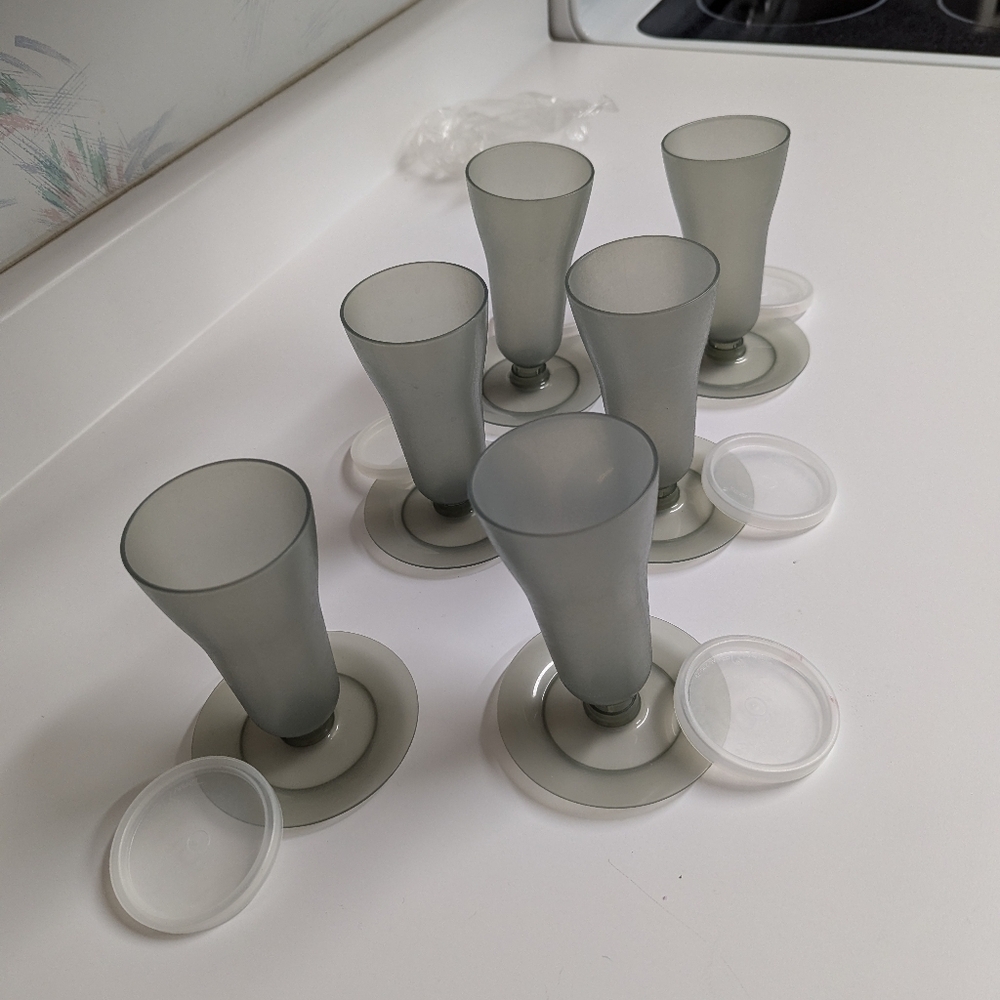 VINTAGE TUPPERWARE #754 GREY/SMOKE  PARFAIT DESSERT Serving Dishes - Set of 6.